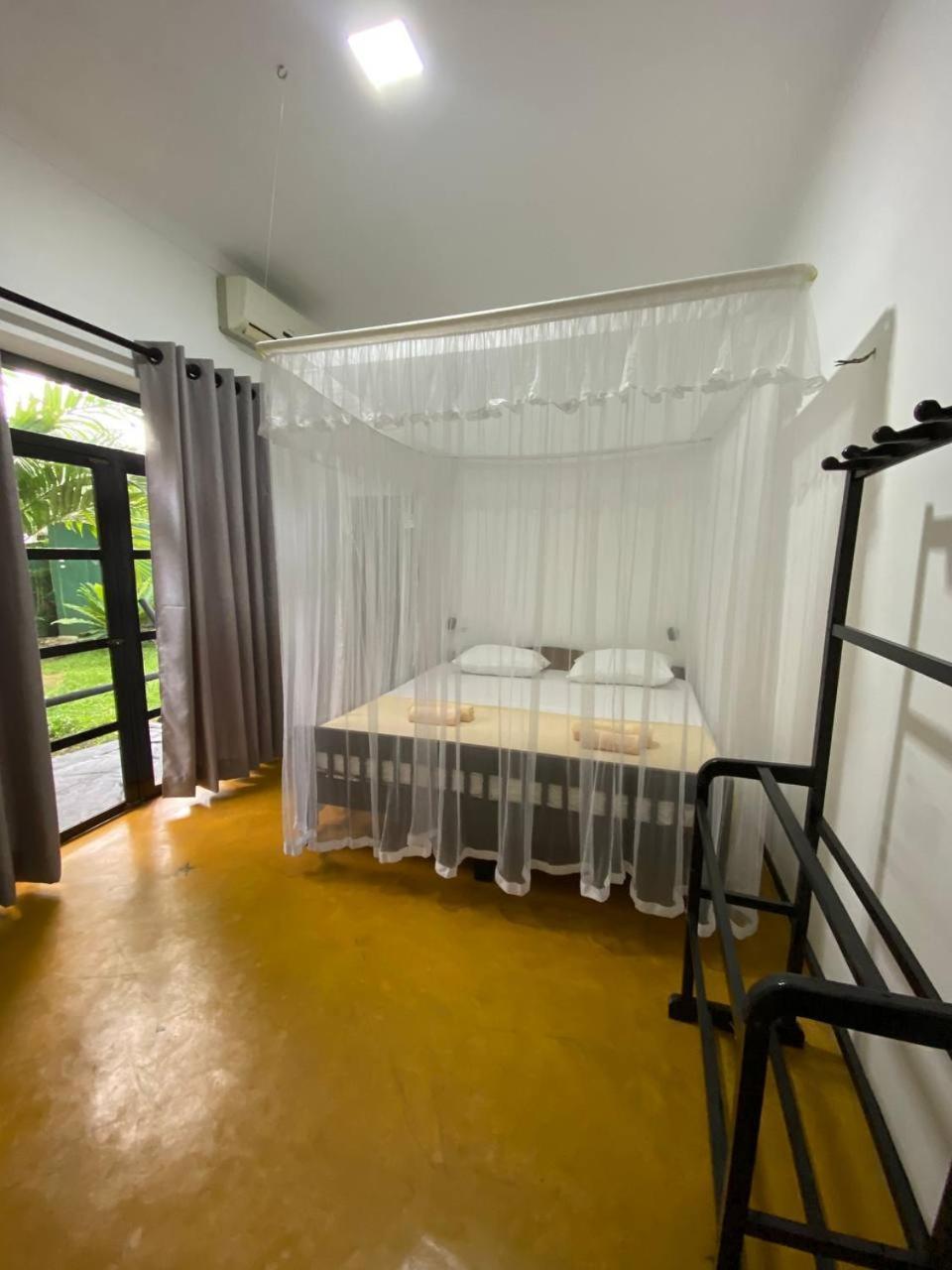 Pearl Villa Rooms And Hostel Unawatuna Eksteriør billede