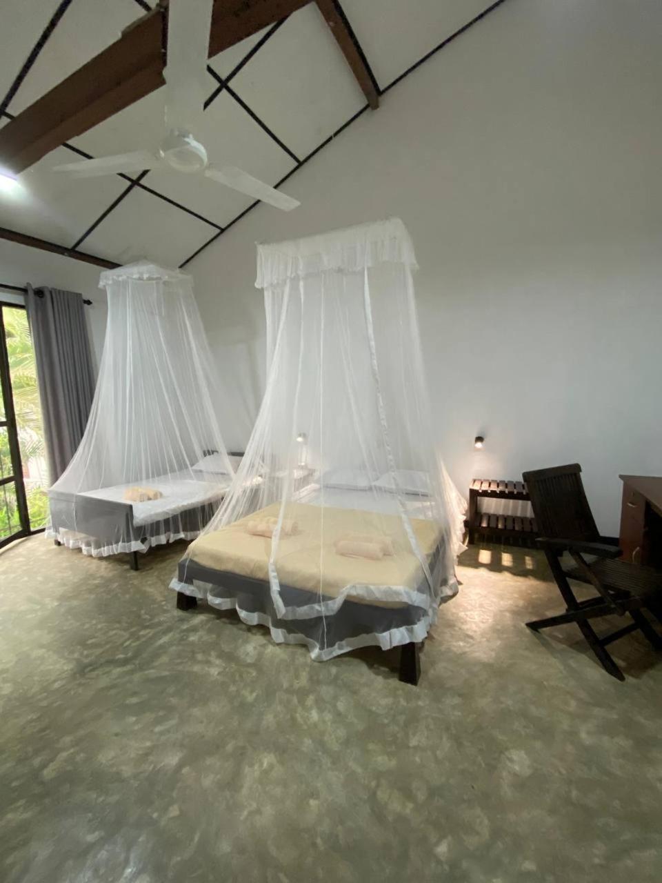 Pearl Villa Rooms And Hostel Unawatuna Eksteriør billede